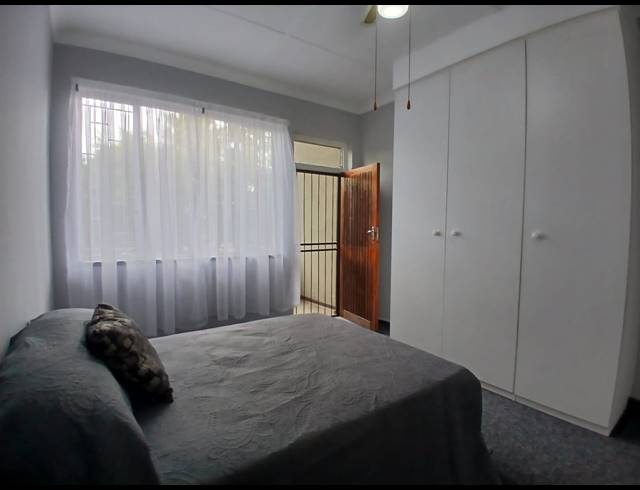 2 BEDROOM FLAT FOR SALE IN PEACEHAVEN
